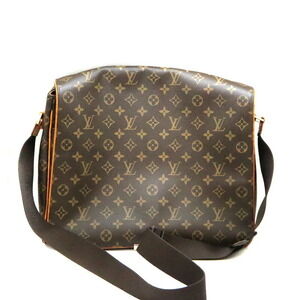 Louis Vuitton Aesse Monogram